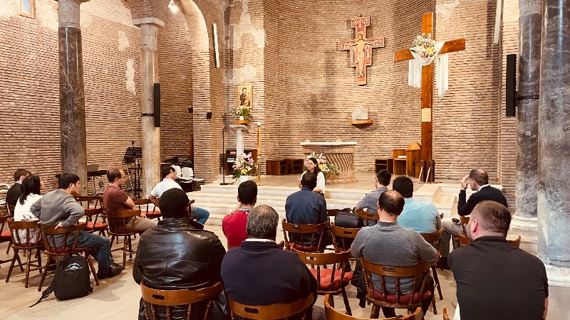 immagine-articolo-movimenti-ecclesiali-giovanili